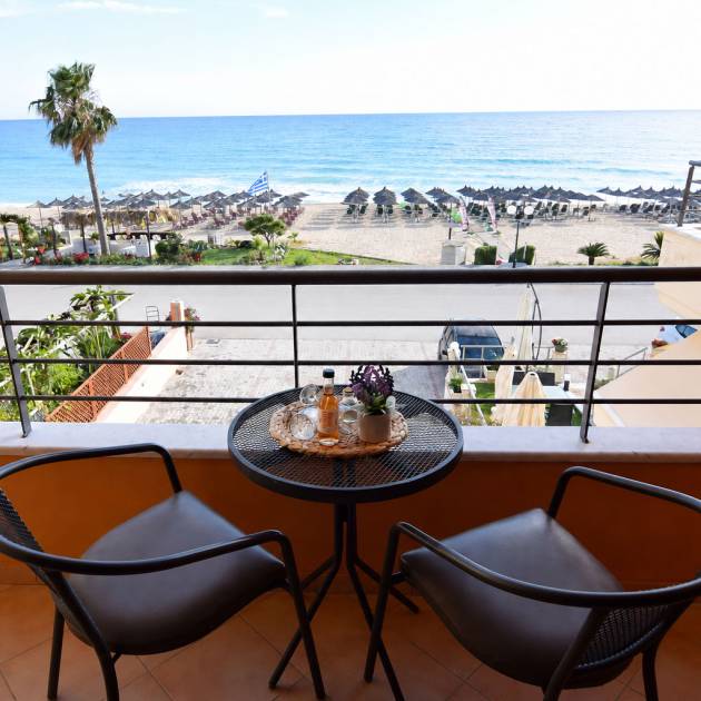 balcony_view_kouros_hotel